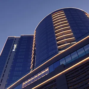 Radisson Blu Hotel, Waterfront ***** Dubai
